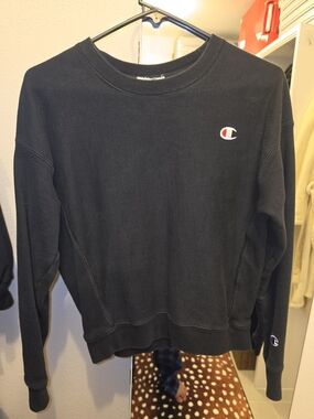 Champion Black Crewneck Sweatshirt with Embroidered Logo